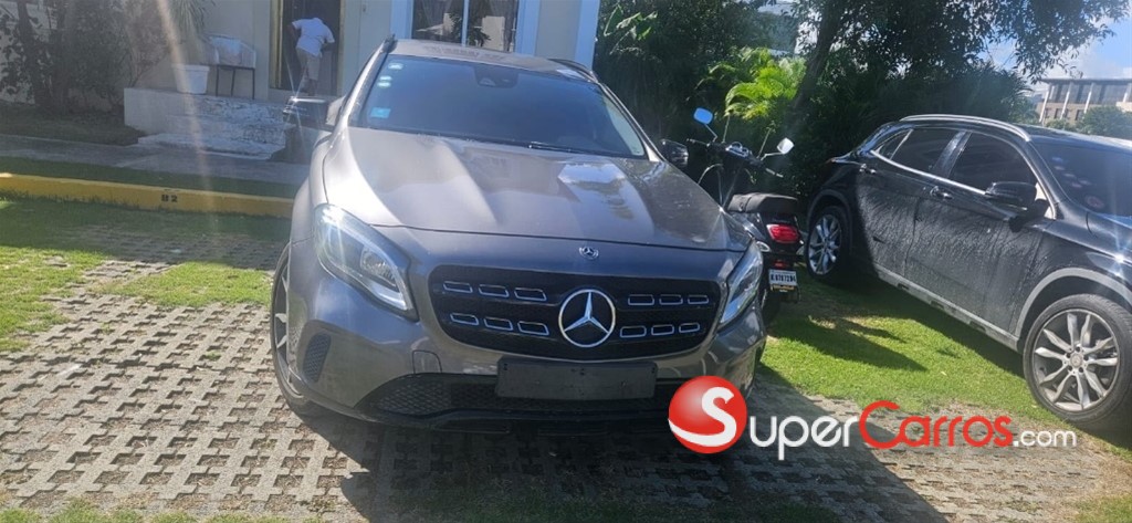 2019 Mercedes-Benz Clase GLA — foto 8 / 12