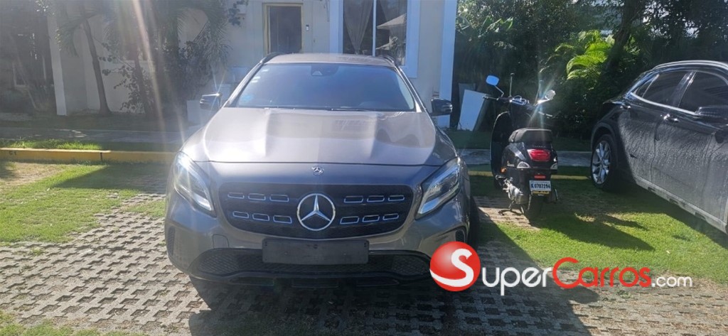 2019 Mercedes-Benz Clase GLA — foto 10 / 12