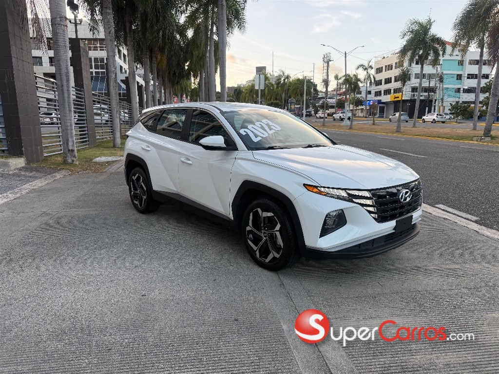 2023 Hyundai Tucson SEL Plus — foto 3 / 8
