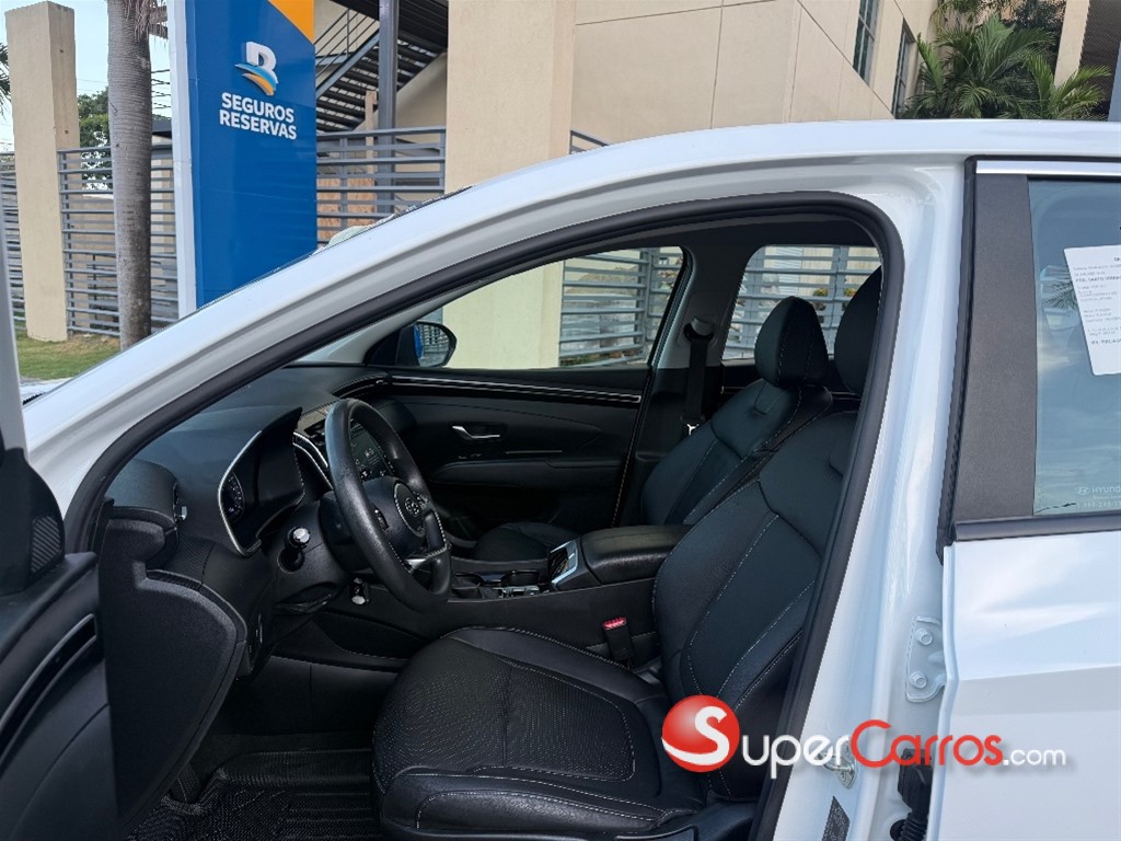 2023 Hyundai Tucson SEL Plus — foto 4 / 8