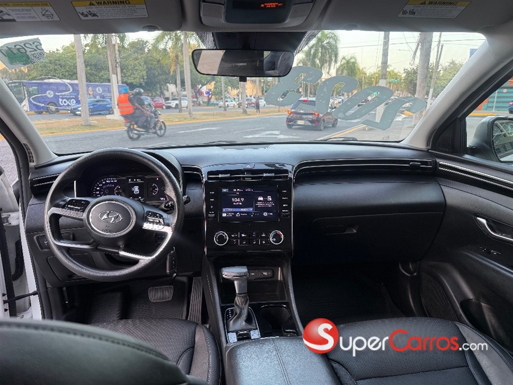 2023 Hyundai Tucson SEL Plus — foto 6 / 8