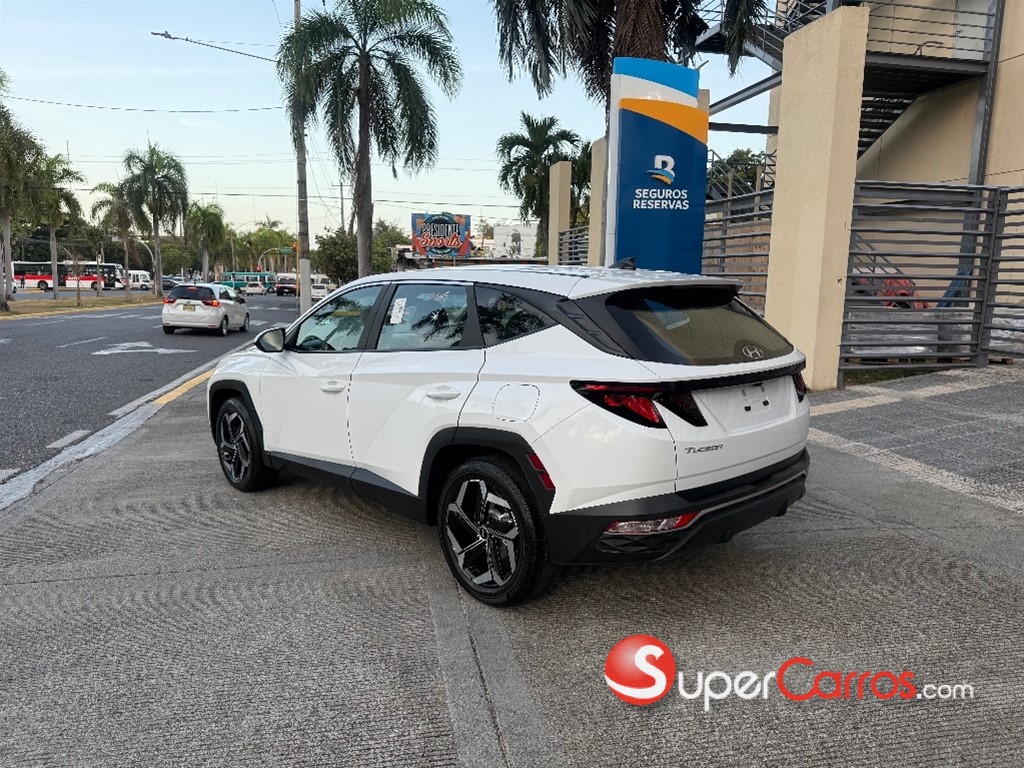 2023 Hyundai Tucson SEL Plus — foto 8 / 8