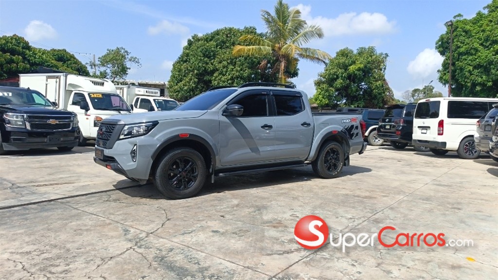 2022 Nissan Frontier Pro-4X — foto 4 / 10