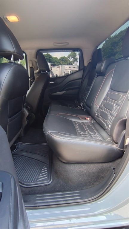 2022 Nissan Frontier Pro-4X — foto 6 / 10