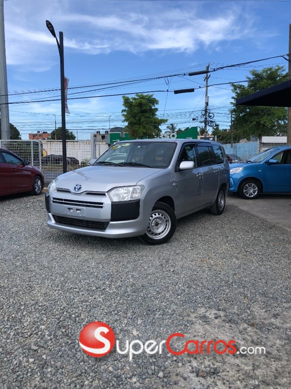 2019 Toyota Probox — foto 2 / 10