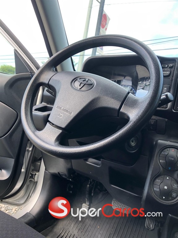 2019 Toyota Probox — foto 9 / 10