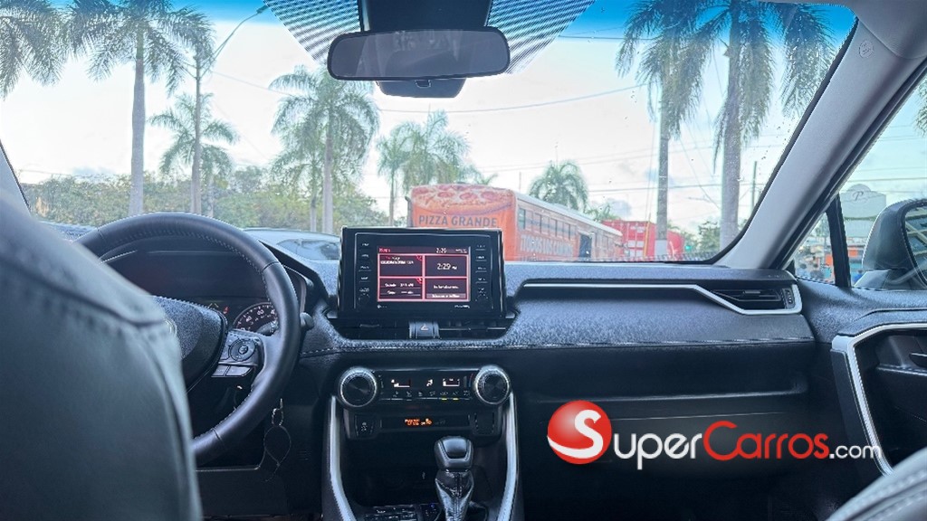 2021 Toyota RAV4 LE — foto 6 / 8