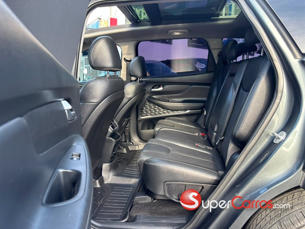 2020 Hyundai Santa Fe SEL — foto 8 / 12