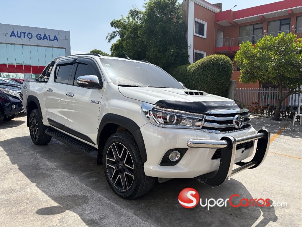 2018 Toyota Hilux SRV