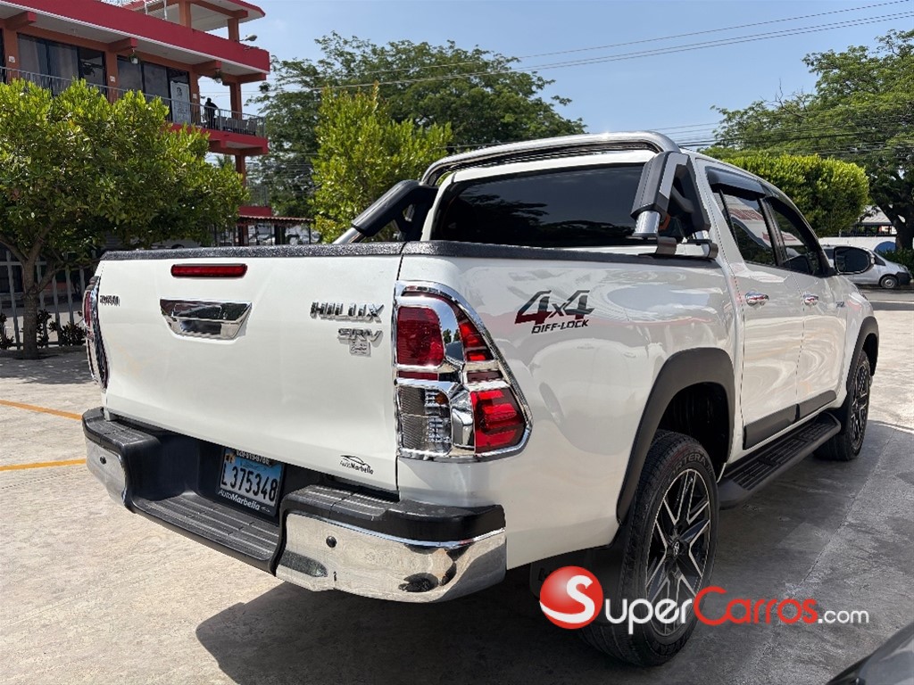 2018 Toyota Hilux SRV — foto 5 / 8