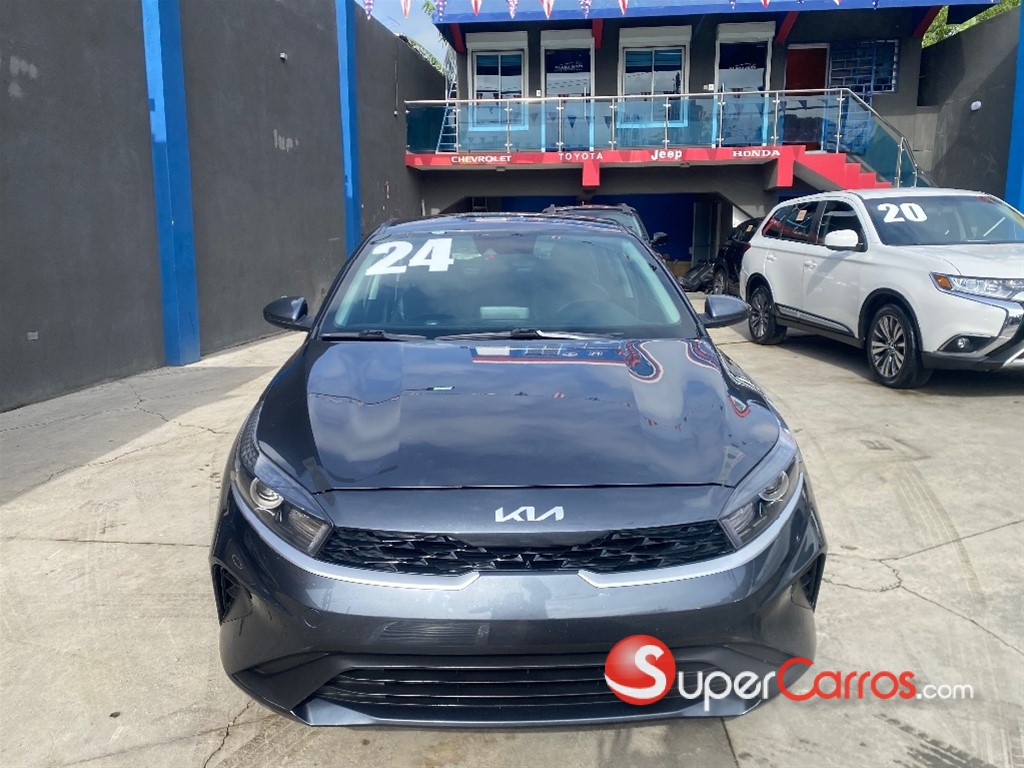 2024 Kia Forte LXS — foto 2 / 11