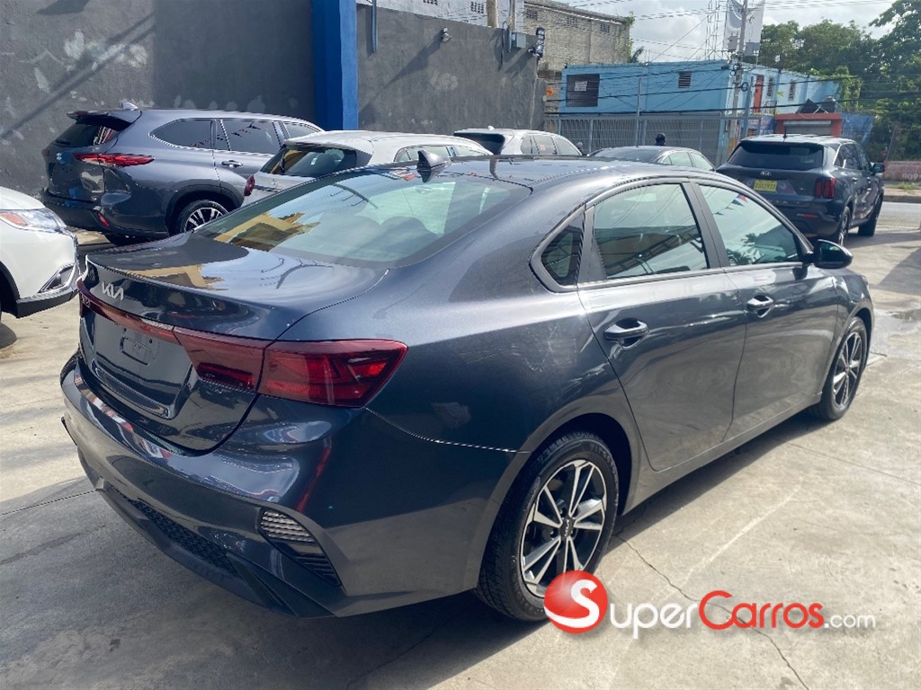 2024 Kia Forte LXS — foto 5 / 11
