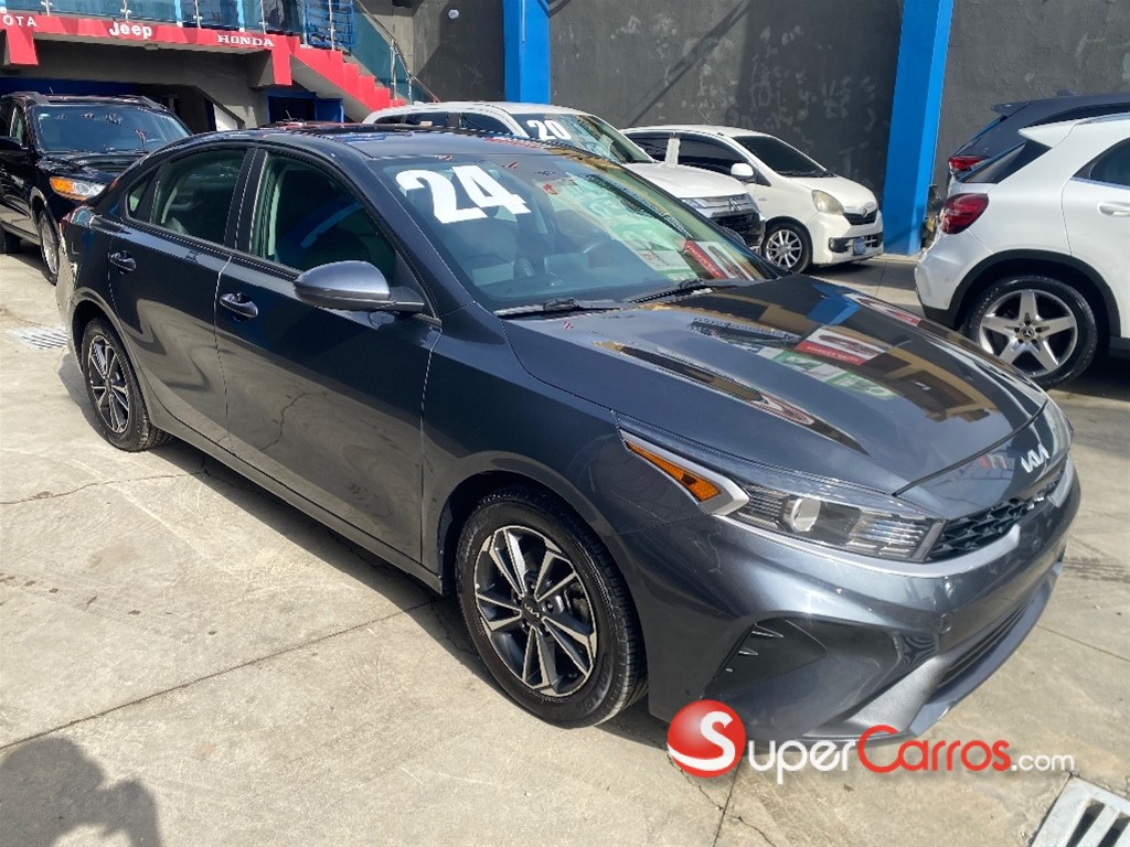 2024 Kia Forte LXS — foto 6 / 11
