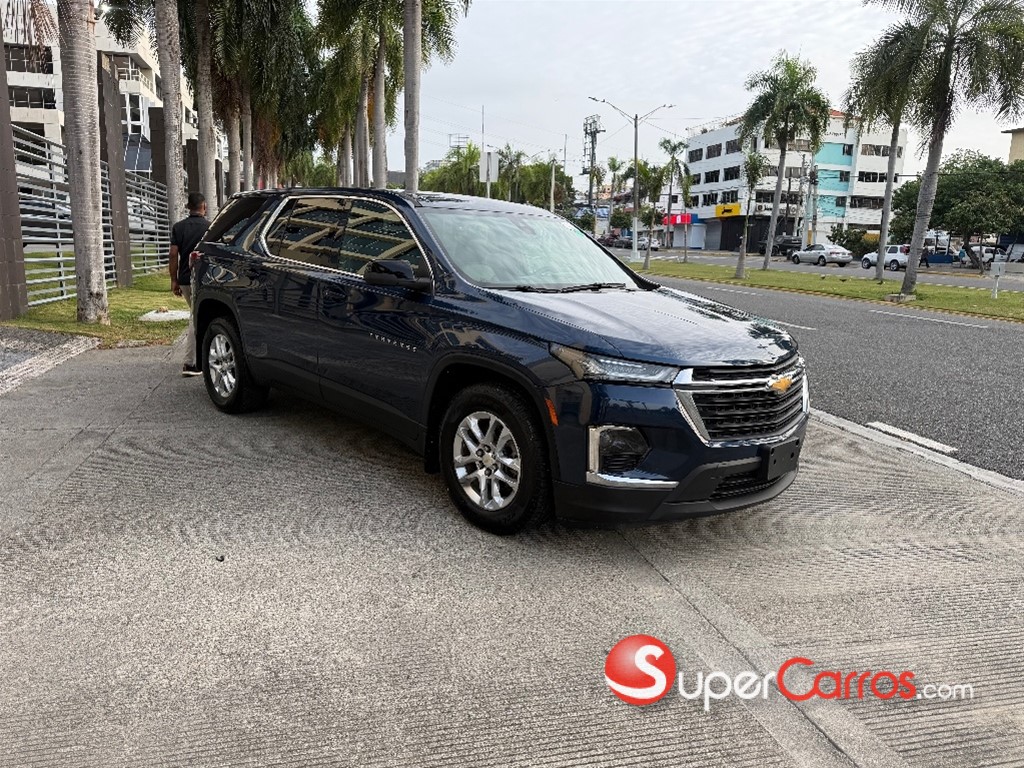 2022 Chevrolet Traverse LT — foto 3 / 9
