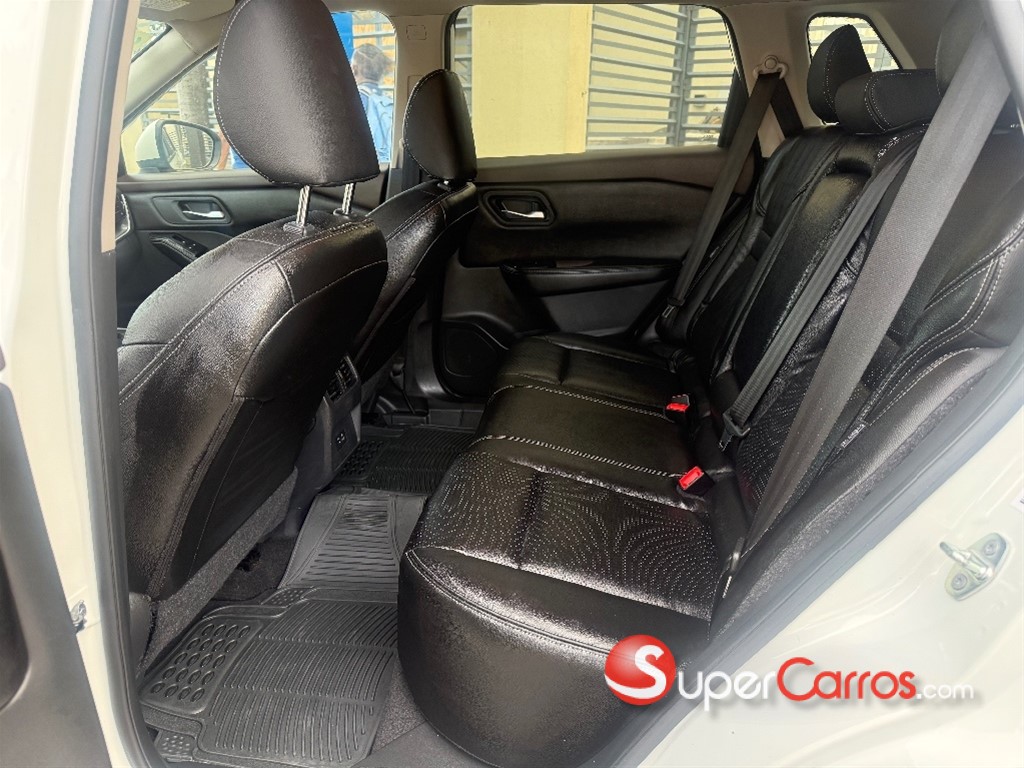 2023 Nissan Rogue SV FULL — foto 5 / 10