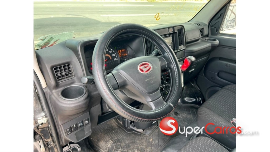 2020 Daihatsu Hijet — foto 4 / 9