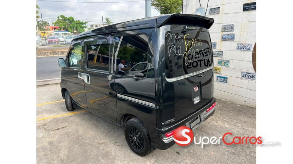 2020 Daihatsu Hijet — foto 7 / 9