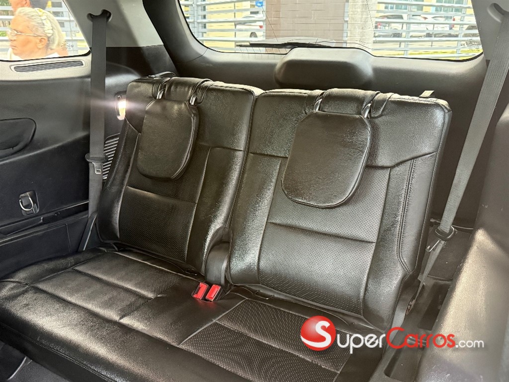2021 Ford Explorer XLT 4WD — foto 6 / 10
