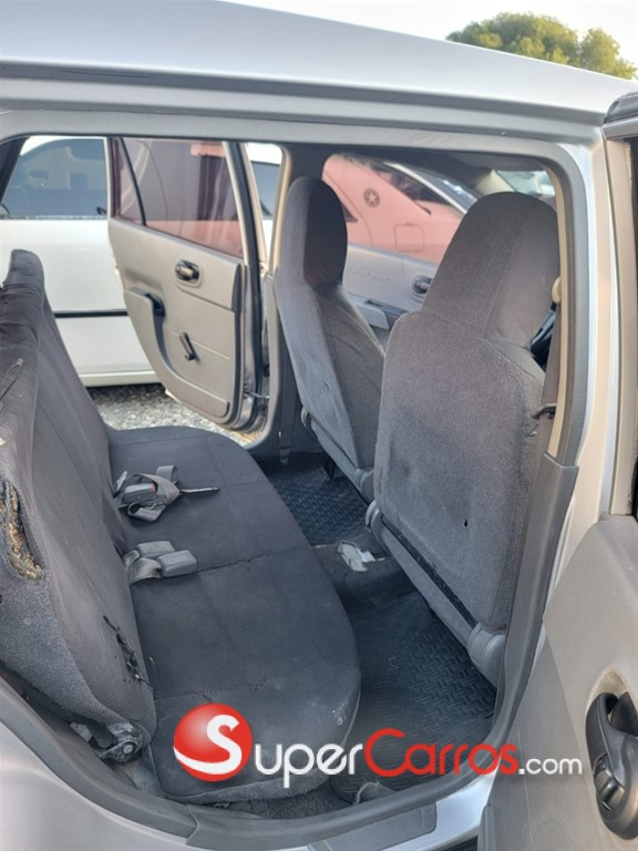 2016 Nissan Ad Wagon — foto 5 / 10