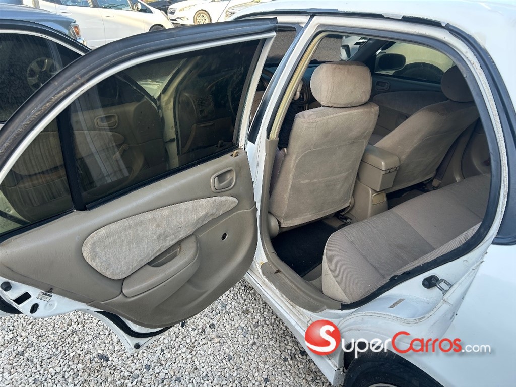 1999 Toyota Corolla — foto 7 / 11