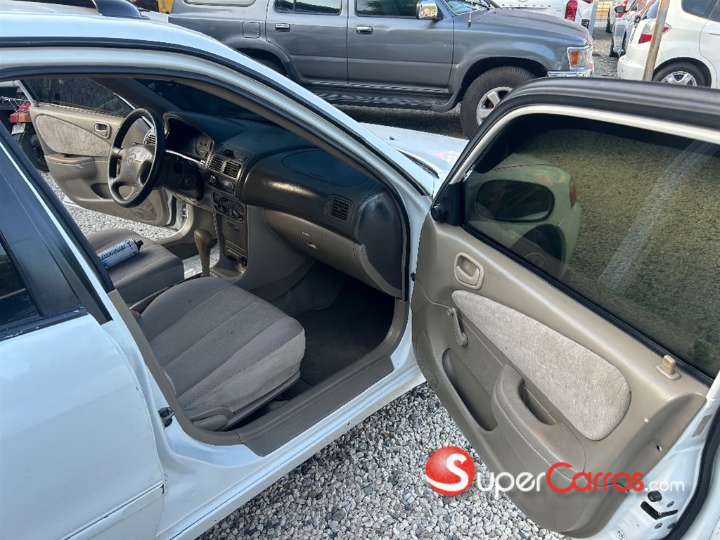 1999 Toyota Corolla — foto 8 / 11