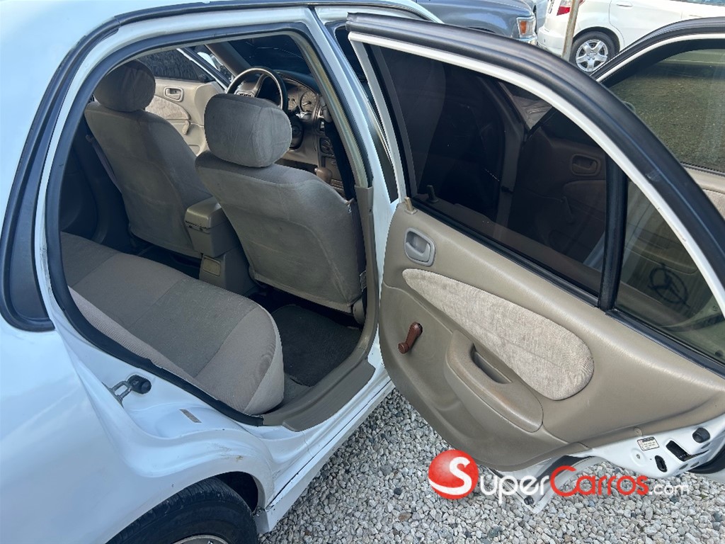 1999 Toyota Corolla — foto 9 / 11