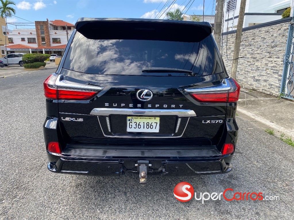 2016 Lexus LX 570 — foto 4 / 12