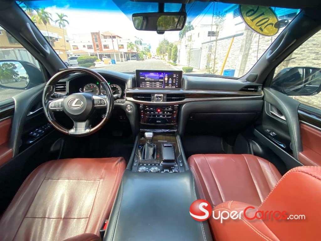 2016 Lexus LX 570 — foto 10 / 12