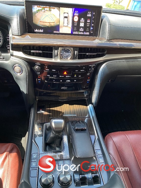 2016 Lexus LX 570 — foto 12 / 12