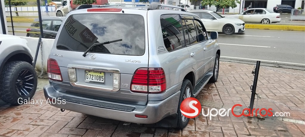 2005 Lexus LX 470 — foto 6 / 8