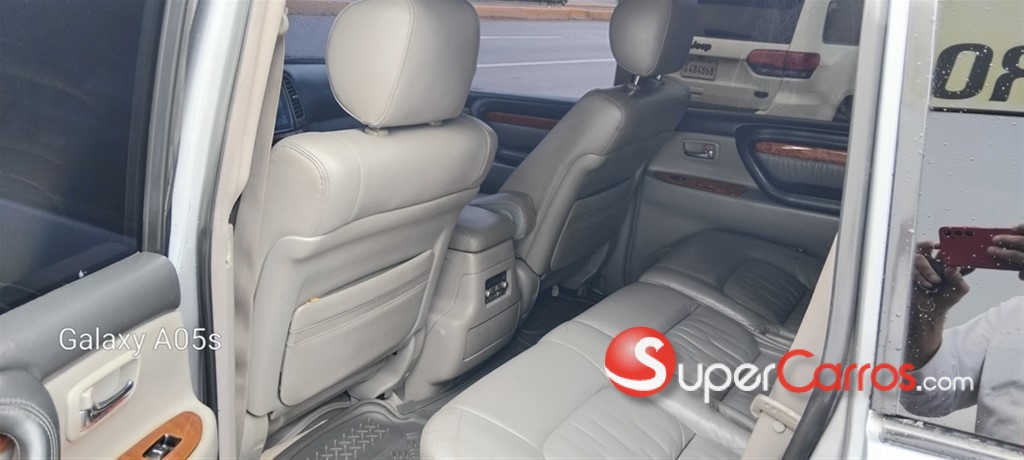 2005 Lexus LX 470 — foto 7 / 8