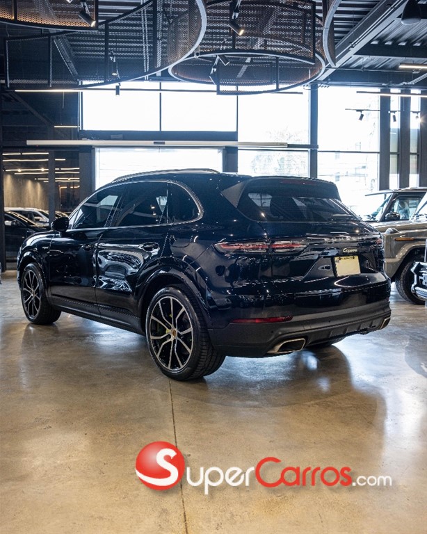 2022 Porsche Cayenne E-Hybrid — foto 5 / 11