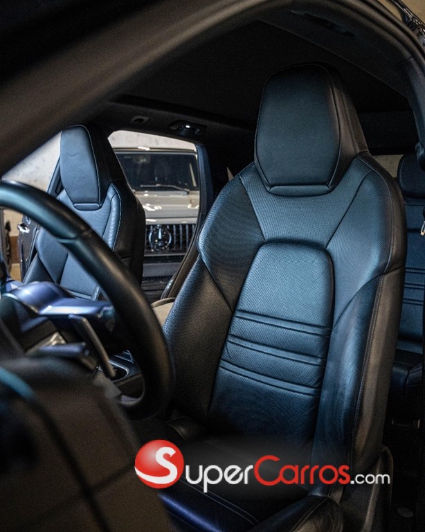 2022 Porsche Cayenne E-Hybrid — foto 7 / 11
