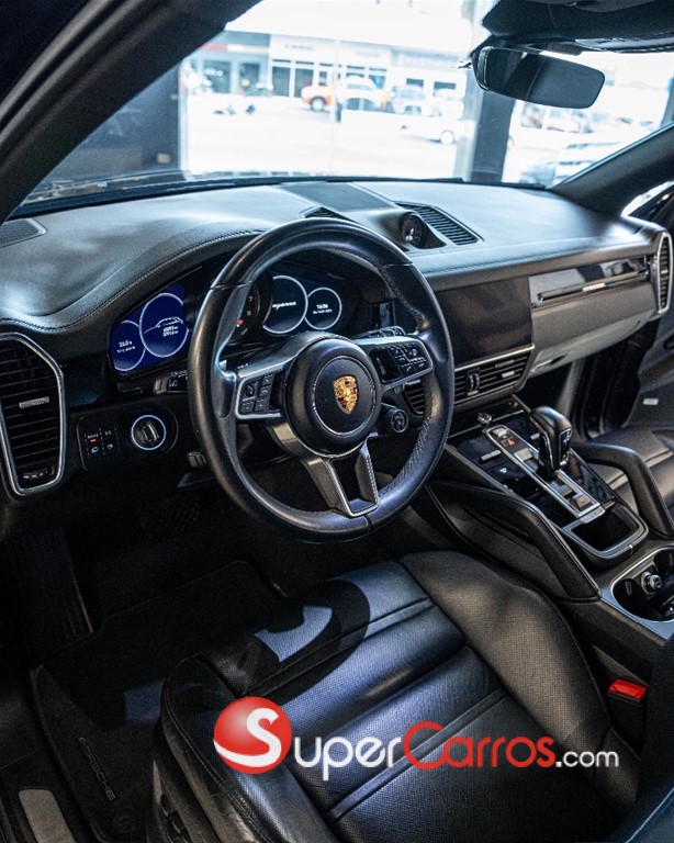 2022 Porsche Cayenne E-Hybrid — foto 9 / 11