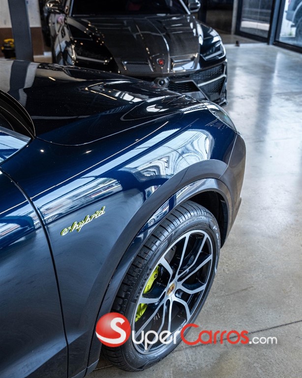 2022 Porsche Cayenne E-Hybrid — foto 10 / 11