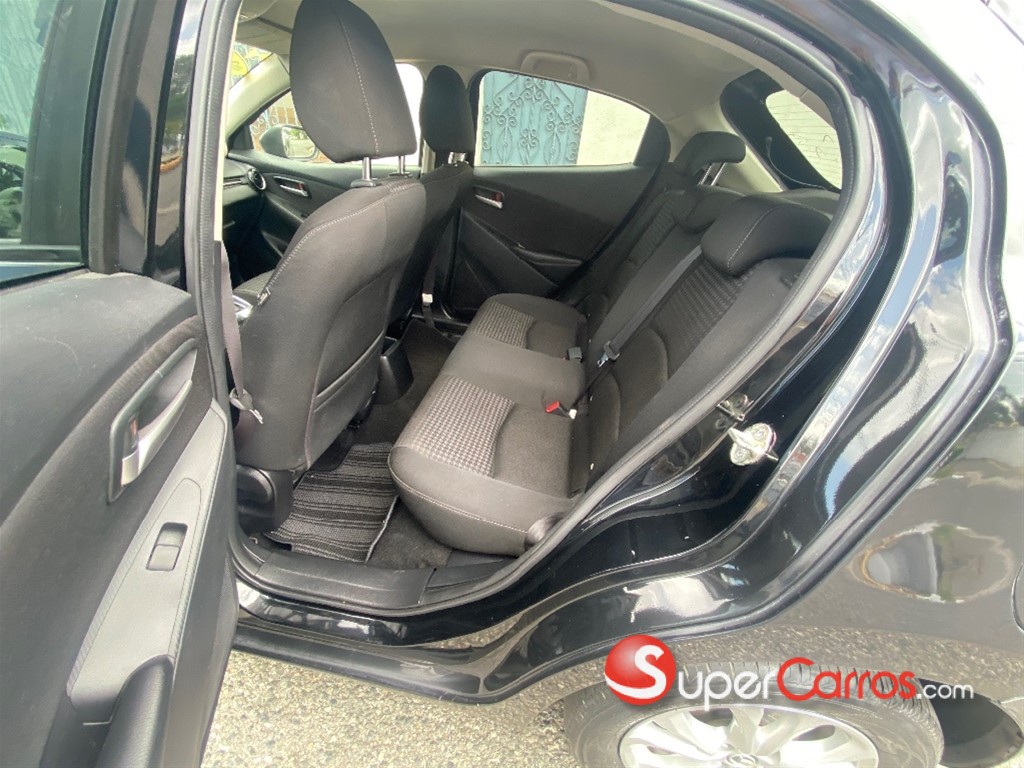 2018 Mazda Demio — foto 10 / 12