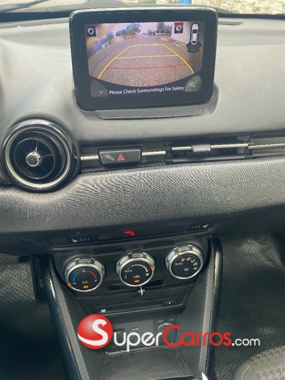 2018 Mazda Demio — foto 11 / 12
