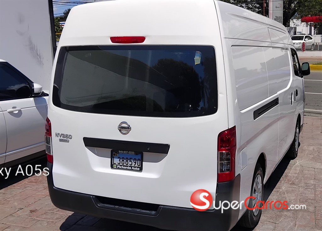 2017 Nissan Urvan — foto 5 / 5