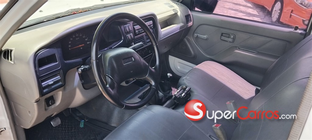 2000 Isuzu DMAX — foto 2 / 7