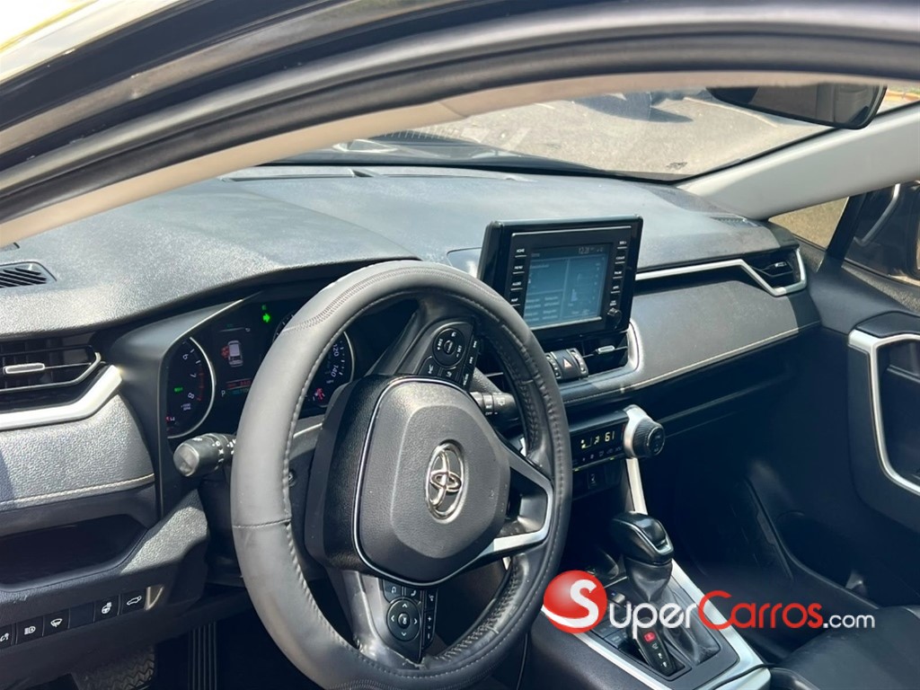 2019 Toyota RAV4 XLE Premium — foto 3 / 11