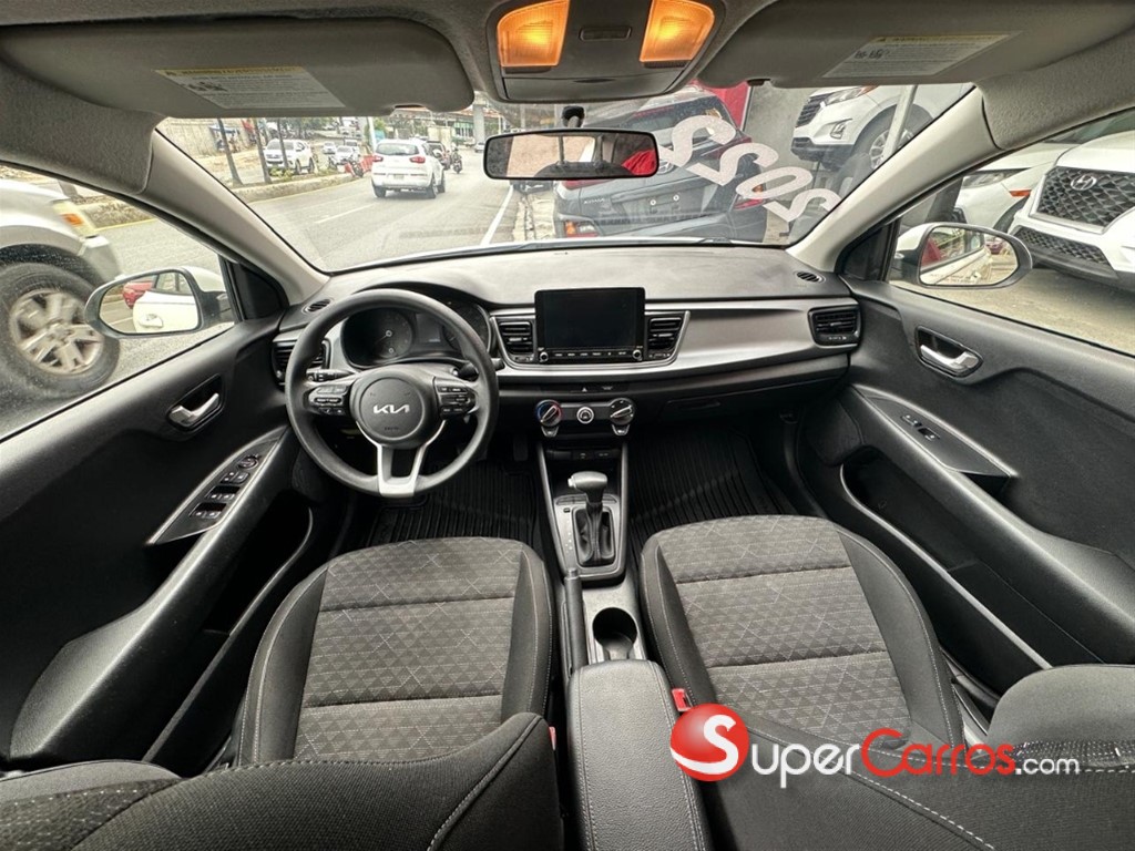 2022 Kia Rio S — foto 7 / 12