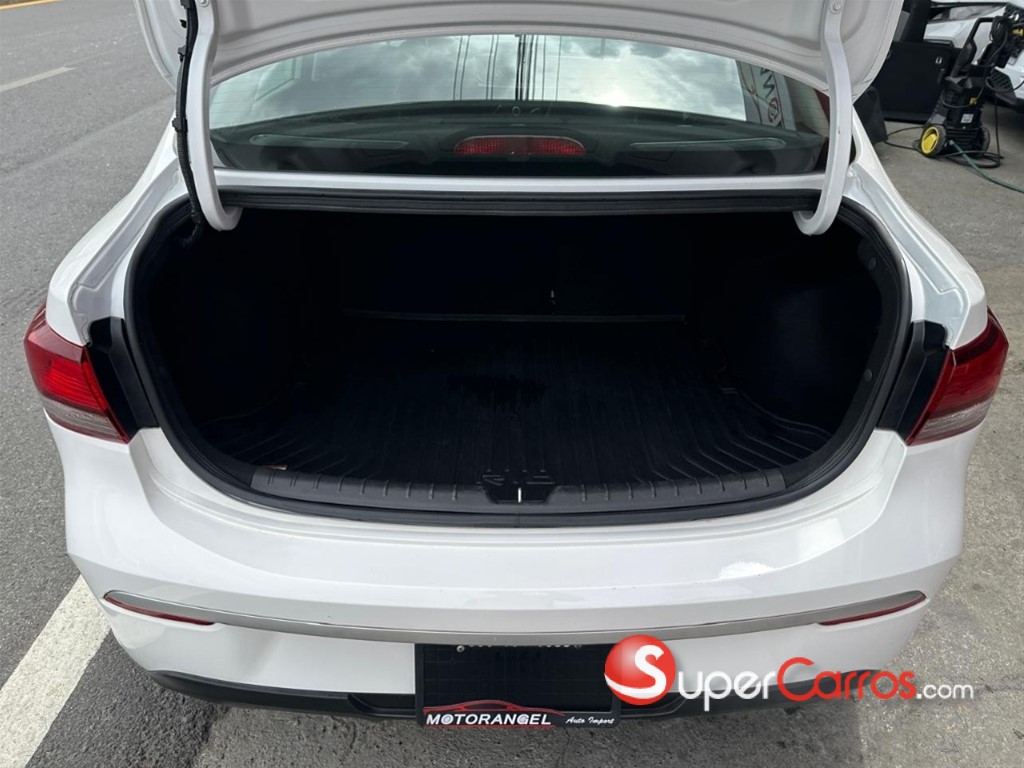 2022 Kia Rio S — foto 12 / 12
