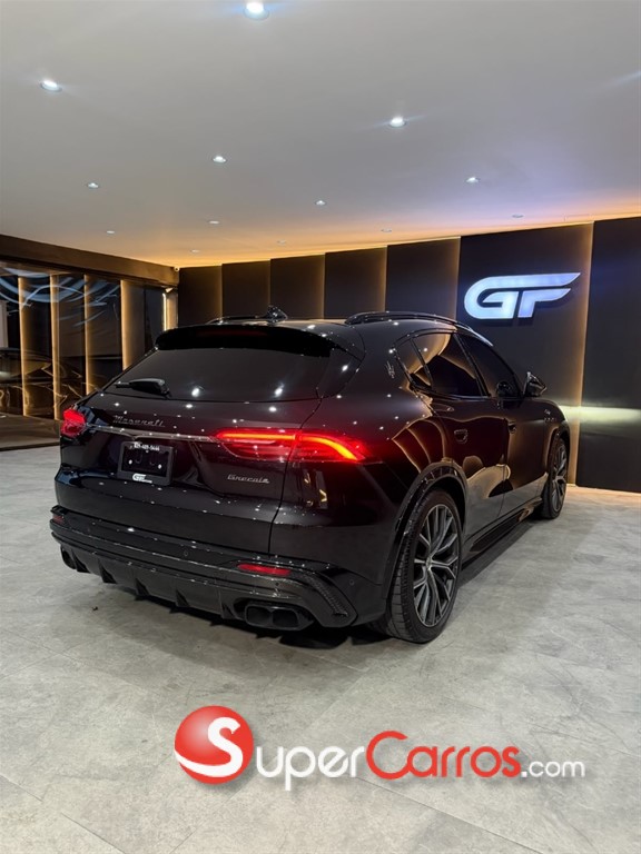 2023 Maserati Grecale Trofeo — foto 6 / 12