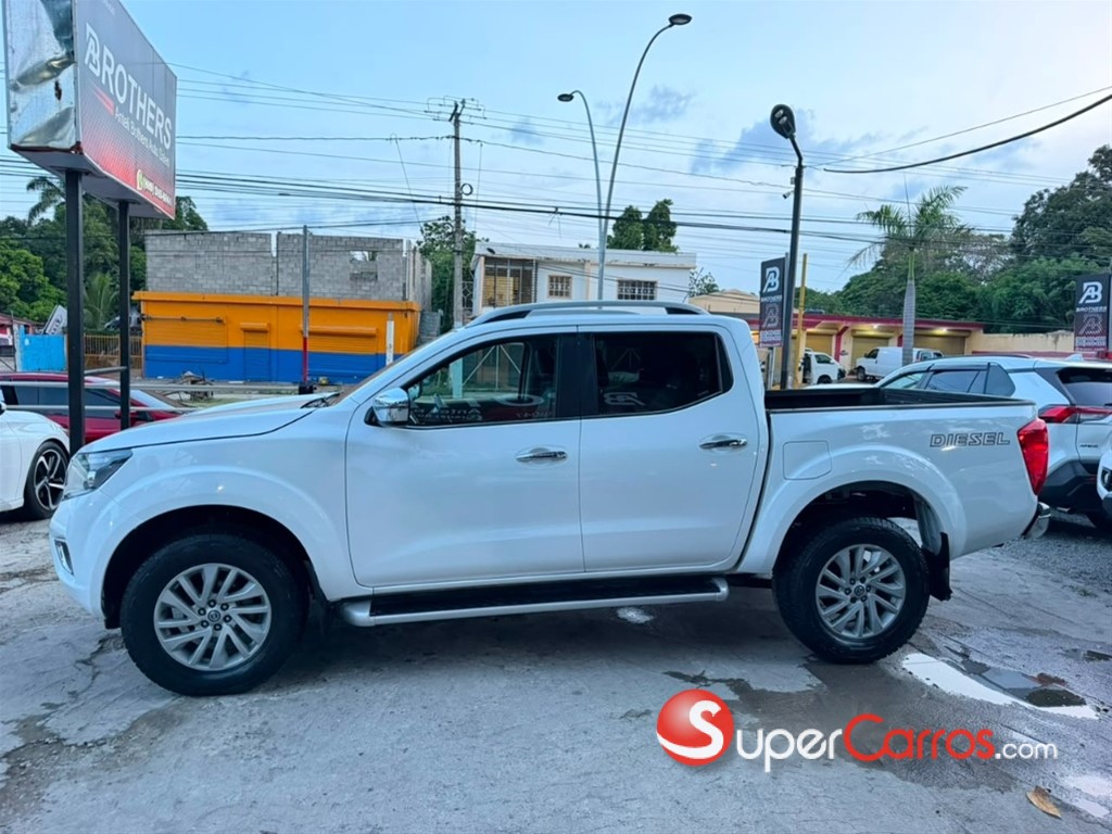 2020 Nissan Frontier NP300 — foto 8 / 12