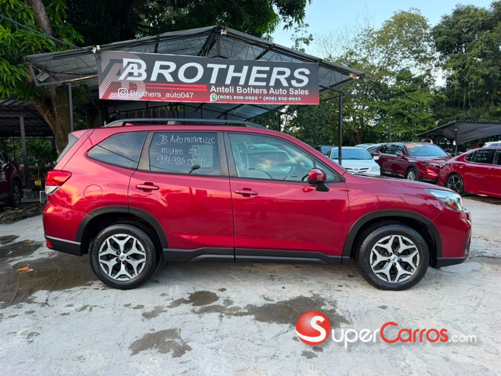 2020 Subaru Forester Premium — foto 3 / 12