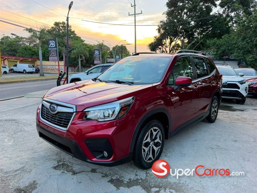 2020 Subaru Forester Premium — foto 4 / 12