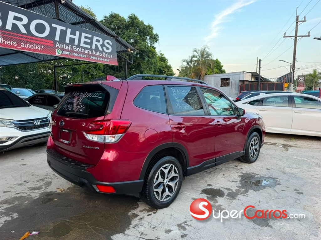 2020 Subaru Forester Premium — foto 12 / 12