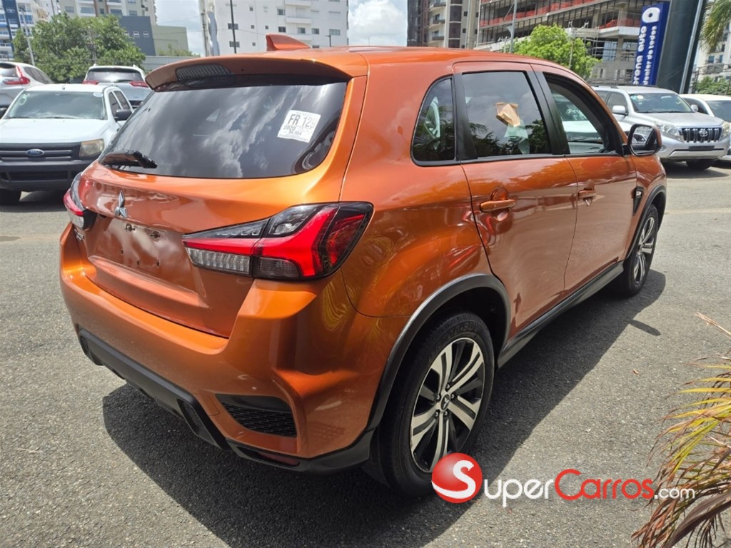 2020 Mitsubishi Motors Outlander Sport — foto 4 / 11