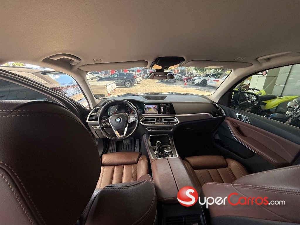 2021 BMW X 5 25D — foto 9 / 11