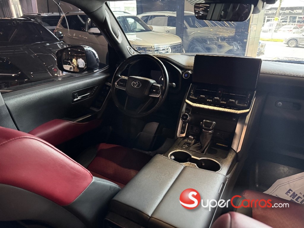 2022 Toyota Land Cruiser 300 VX-R — foto 9 / 12